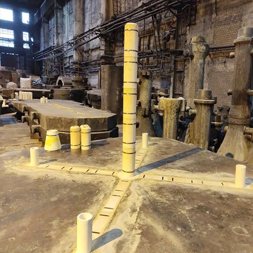 Bottom Pouring System Assembly using Metal Banded High Alumina Runner Bricks for Steel Ingots